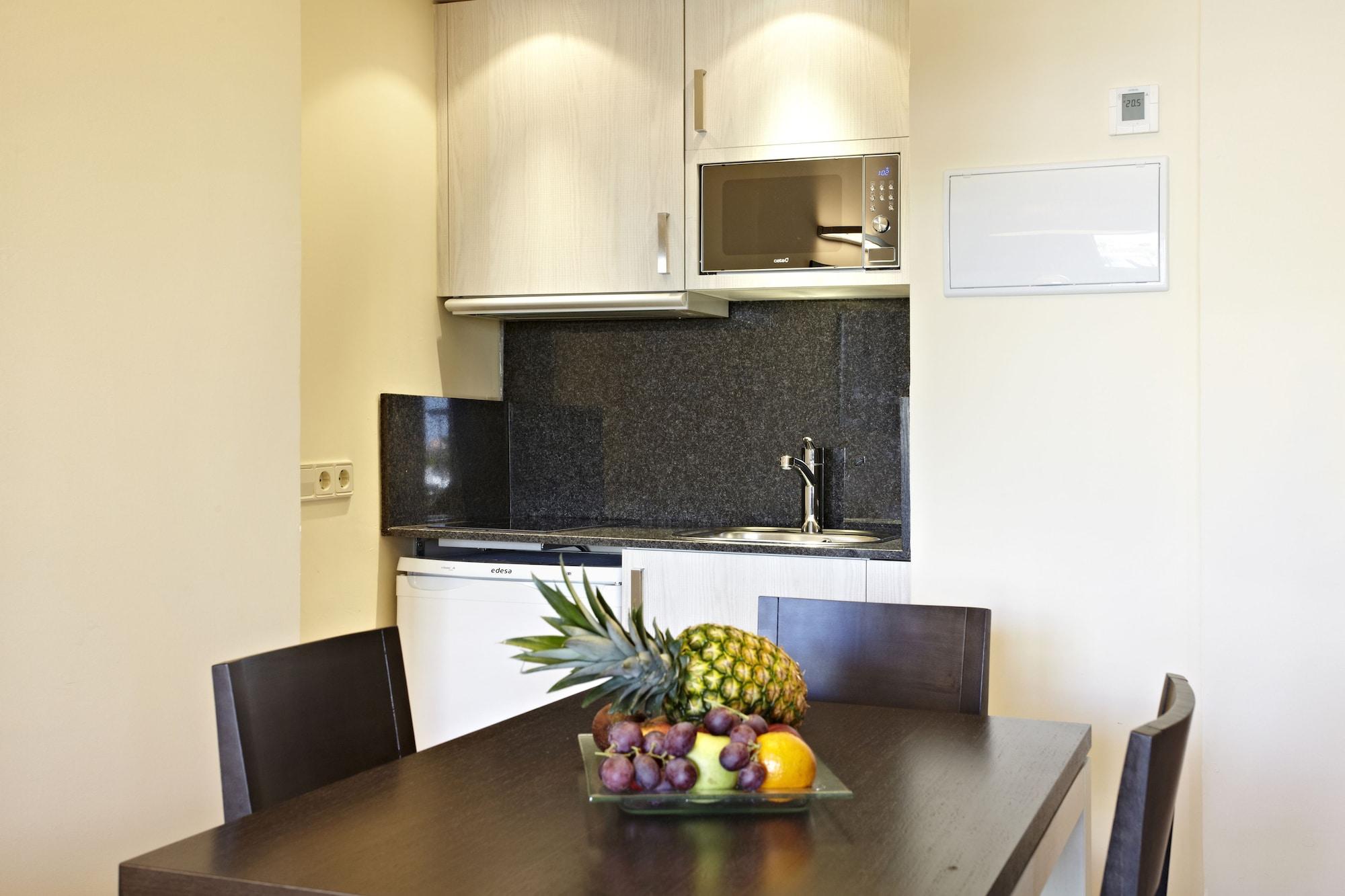 Grupotel Aparthotel 4*