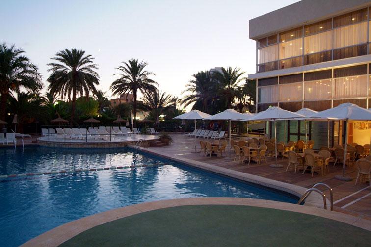 Aparthotel Grupotel Port de Alcudia (Mallorca)